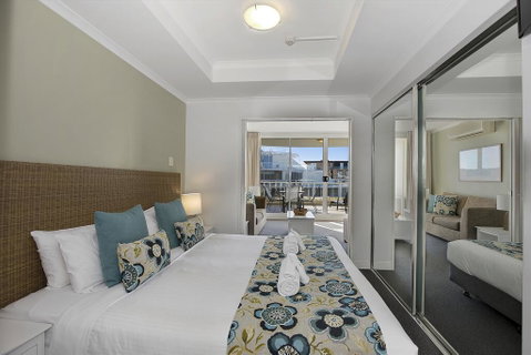 Ettalong Beach Luxury Apartments - Food Delivery Shop 2