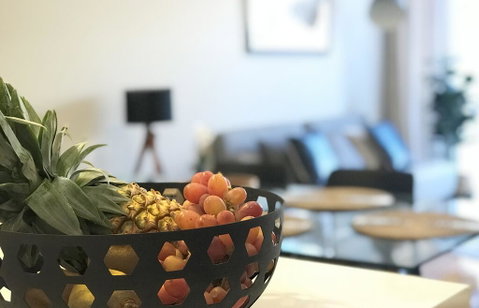 EVOLVE Near Adelaide CBD - Netflix / Wine / Lock Up Garage! - Food Delivery Shop 3