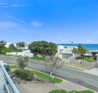 Expansive Ocean Views Sunrise Beach - Food Delivery Shop