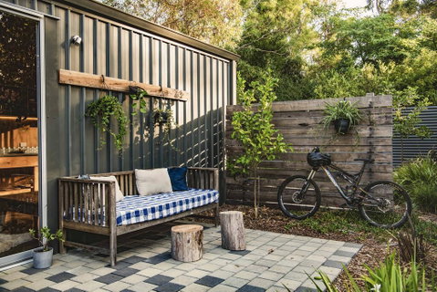 Explorers Rest - Luxury Couple Retreat In Nature - Food Delivery Shop 1
