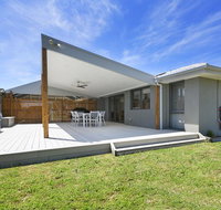 Fairway Views Pet Friendly house with WiFi AC Heating walk to beach - Food Delivery Shop