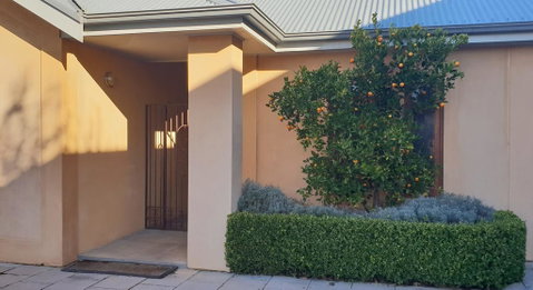Fechner Place Barossa, 1 Bed, 1 Bath & Wine - Food Delivery Shop 2