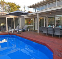 FLORENCE HOUSE Sundrenched Luxury with Pool  Deck - Food Delivery Shop