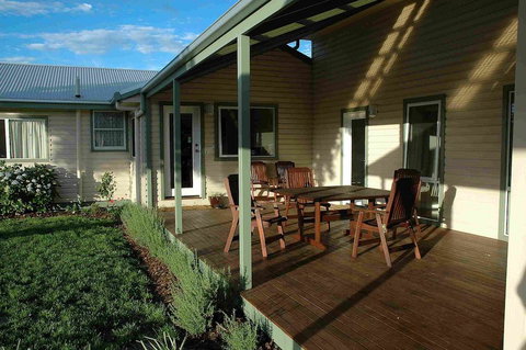 Forrest River Valley B&B - Food Delivery Shop 3
