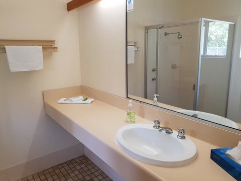 Forresters Beach Resort - Food Delivery Shop 3