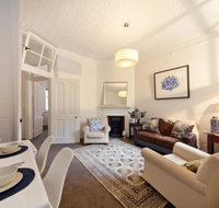 FUN TIMES in HUGE house 1 minute to SYDNEY HARBOUR - Food Delivery Shop