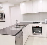 G04 Courtyard Apartment - Food Delivery Shop