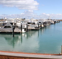 Geraldton Holiday Unit - Food Delivery Shop