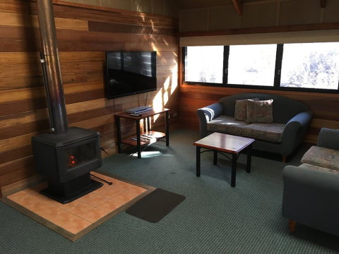 Girraween Environmental Lodge - Food Delivery Shop 2