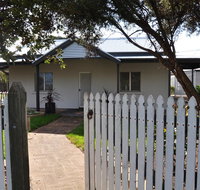Girraween House - Food Delivery Shop