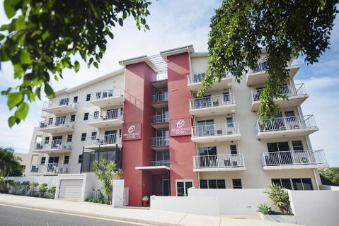Gladstone City Central Apartment Hotel - Food Delivery Shop 0