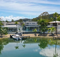 Go with the flow Noosa Sound - Food Delivery Shop