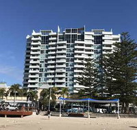 Grand Hotel Apartments Gold Coast by owner - Food Delivery Shop