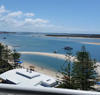 Grand Hotel Ocean view Apartment Labrador - Food Delivery Shop