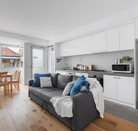 Heart of Windsor Apartment by Ready Set Host - Food Delivery Shop