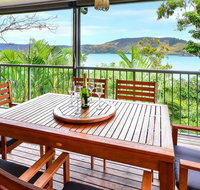 Heliconia 10 Newly Renovated Centrally Located House Hamilton Island - Food Delivery Shop