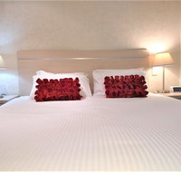 Hi 5 star luxury Adelaide City Apartment - Food Delivery Shop