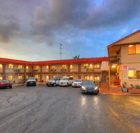 Hi-Way Motel Grafton - Food Delivery Shop