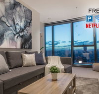Highlife Luxury Carpark Wifi Pool Gym Netflix - Food Delivery Shop