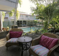 Hillcrest Guest House - Food Delivery Shop