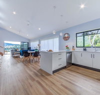 Hillside Haven - Airlie Beach - Food Delivery Shop