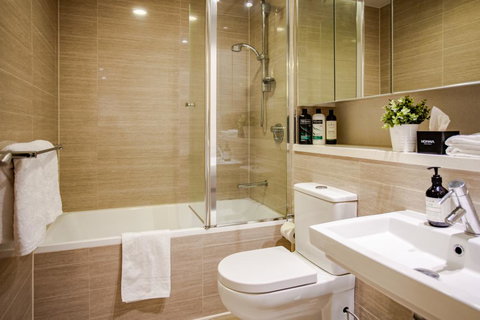 HOAMA Properties At Wentworth Point - Food Delivery Shop 2