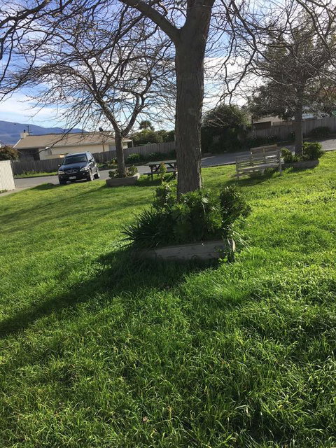 Hobart Apartments - Food Delivery Shop 2