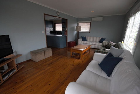 Holiday On The Bay, Vincentia - Food Delivery Shop 2