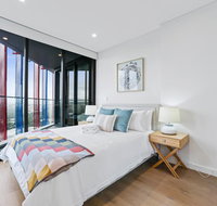 HomeHotel-Luxury Home High Rise with View. - Food Delivery Shop