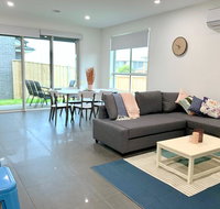 Homely Getaways in New Torquay - Food Delivery Shop