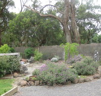 Honeyeater Cottage - Food Delivery Shop