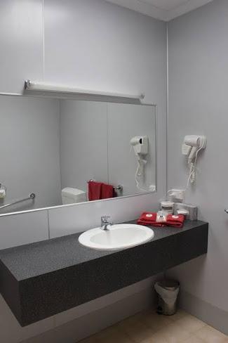 Horsham Mid City Court Motel - Food Delivery Shop 3