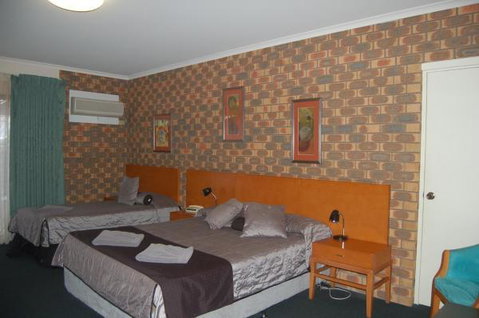 Horsham Mid City Court Motel - Food Delivery Shop 1