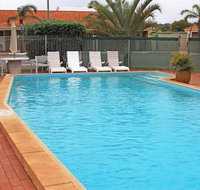 Hospitality Geraldton SureStay by Best Western - Food Delivery Shop