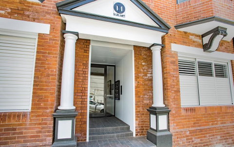 Hotel 46 - Food Delivery Shop 1