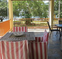 Island View Unit 3/40 Marine Parade - Food Delivery Shop