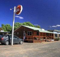 Ivanhoe Hotel Motel - Food Delivery Shop
