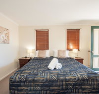 Jacaranda Place Motor Inn - Food Delivery Shop
