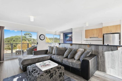 Jan Juc Ocean Views - Pet Friendly - Food Delivery Shop 1