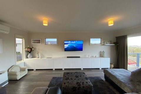 Jan Juc Ocean Views - Pet Friendly - Food Delivery Shop 3