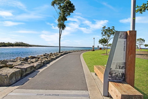 Jervis Bay Waterfront - Food Delivery Shop 3