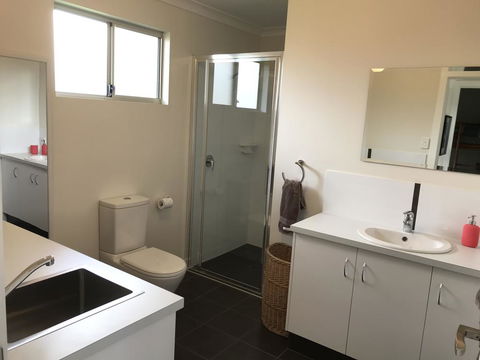 Kalgan River Retreat - Food Delivery Shop 3