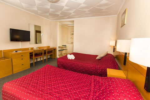 Kalgoorlie Overland Motel - Food Delivery Shop 3