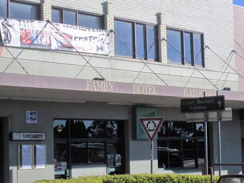 Katoomba Hotel - Food Delivery Shop 1