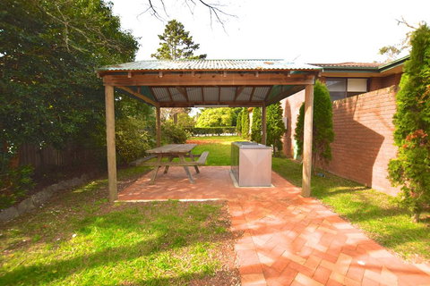 Katoomba Townhouses - Food Delivery Shop 2