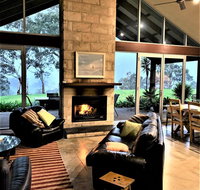 Kenwood Bank Vineyard Retreat - Food Delivery Shop