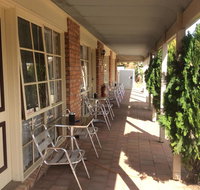 Kerang Motel - Food Delivery Shop