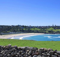 Kiama Beach Cottage at Easts Beach - Food Delivery Shop