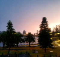 Kiama Harbour View - Food Delivery Shop