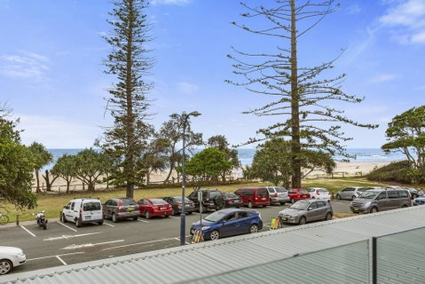 KINGSCLIFF NOR NOR EAST 101 ON MARINE PARADE - Food Delivery Shop 1